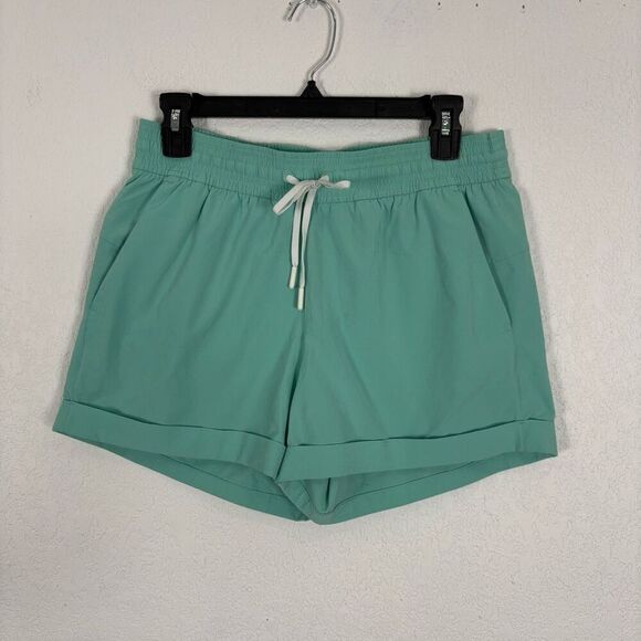 Lululemon Light Green Cuffed Athletic Shorts with Side Pockets - Picture 1 of 9